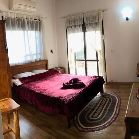 צימר תות Apartamento Qaşrīn Exterior foto